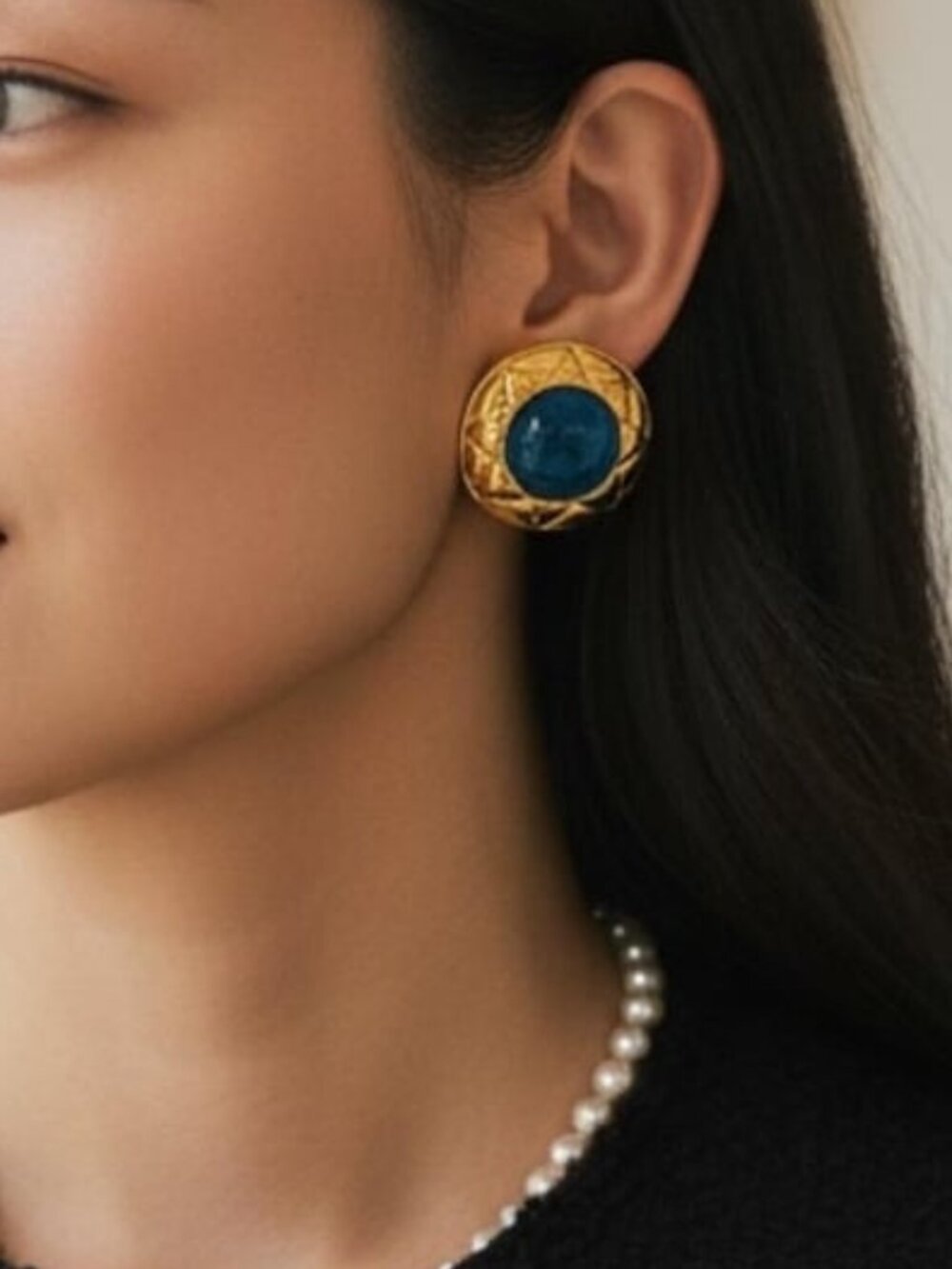 Vintage Chanel Gripoix Blue Glass Clip On Earrings Timeless Collection 1980s